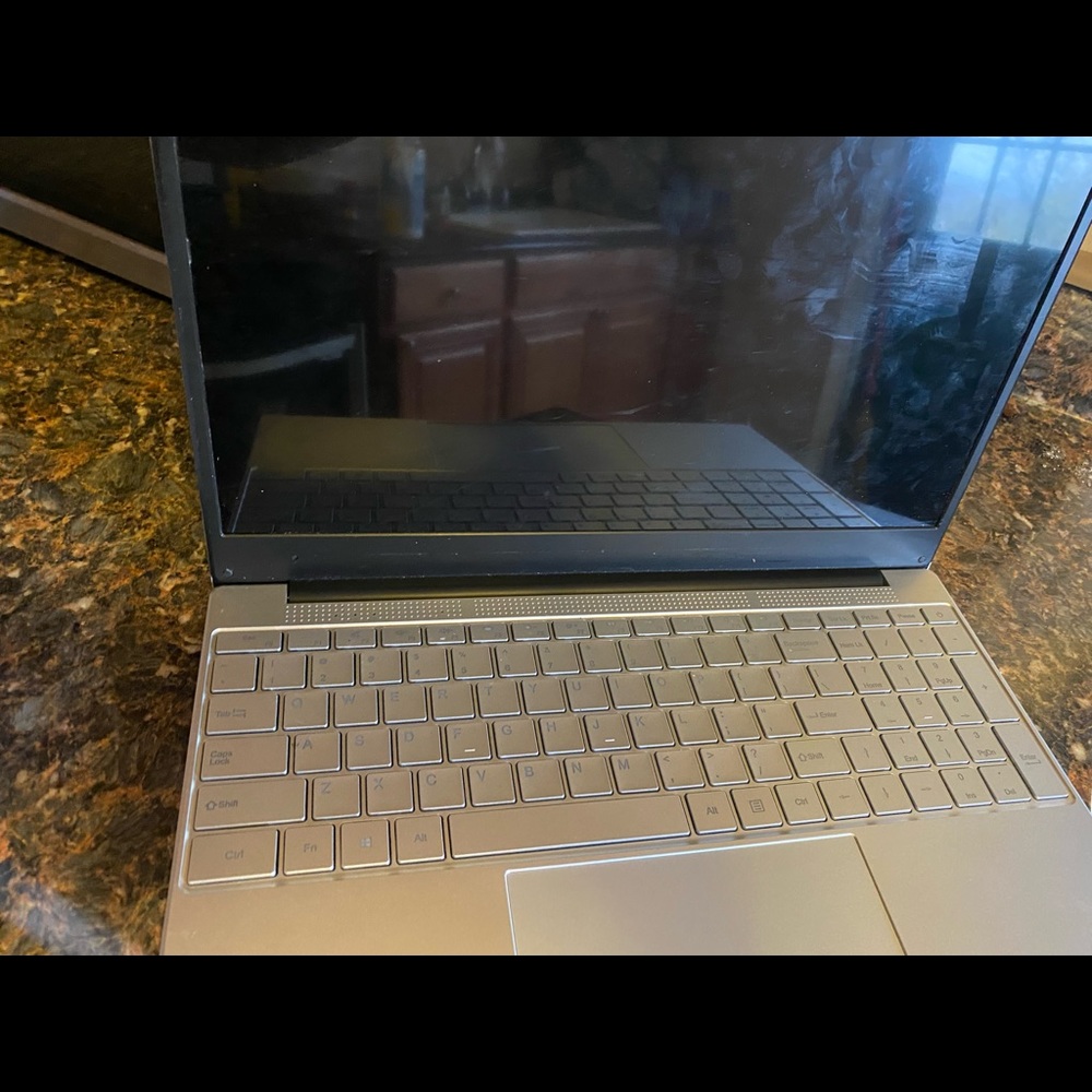 Laptop - Picture 3 of 5